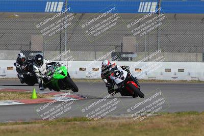 media/Nov-26-2022-Fastrack Riders (Sat) [[b001e85eef]]/Level 2/Session 3 Outside Turn 9/